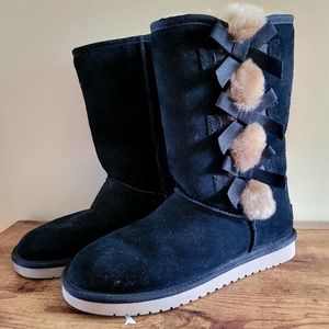 UGG Boots, Victoria Koolaburra, Black with Bows Size 9